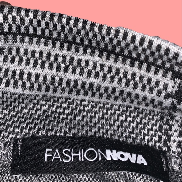 fashion nova long sleeve turtleneck dress - Picture 3 of 3